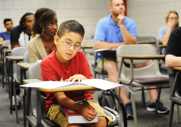 CauBe12TuoiWillian435x290b